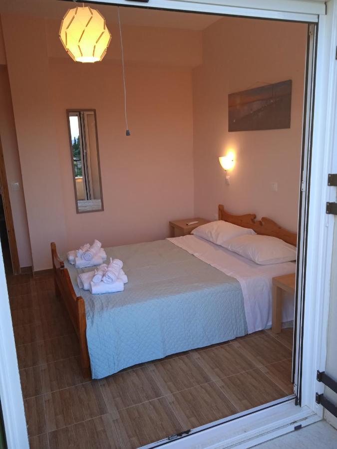 Ligeris House 1 In Agioi Deka Villa Agioi Deka  Dış mekan fotoğraf